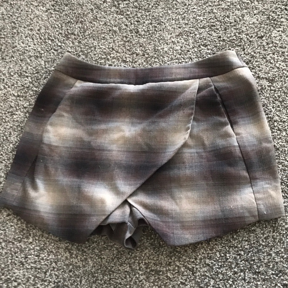 Forever 21 shorts/ skirt